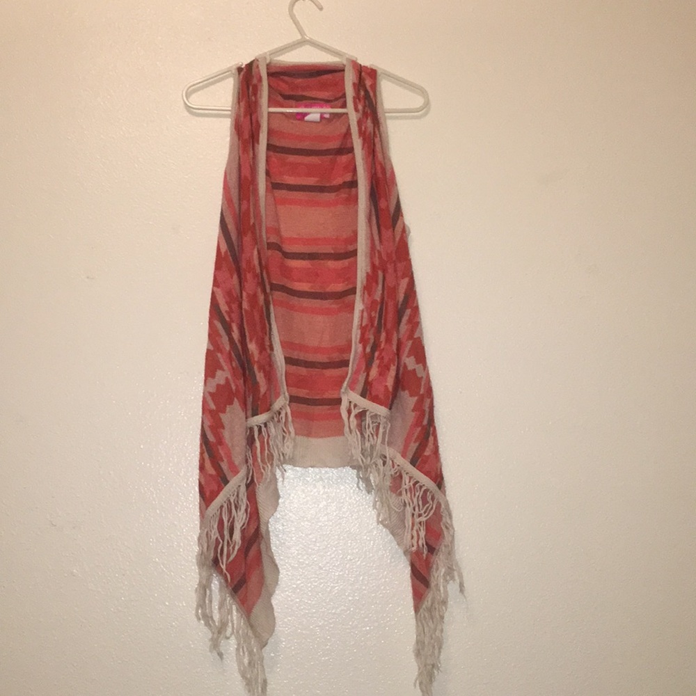 Cute sweater sleeveless cardigan!!